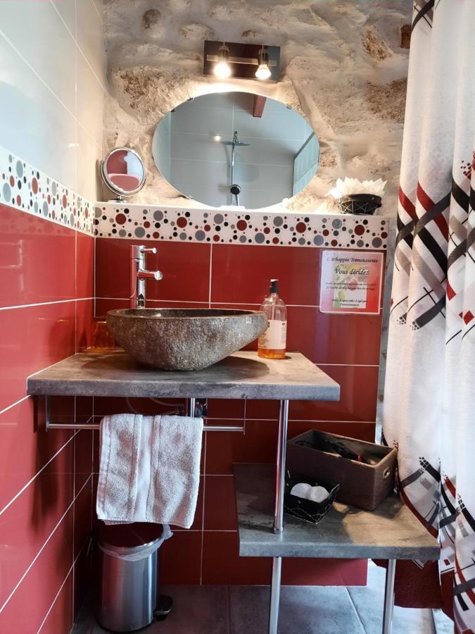 L'Echappee Tremoussante Bed & Breakfast Saint-Barthelemy-de-Vals Ngoại thất bức ảnh
