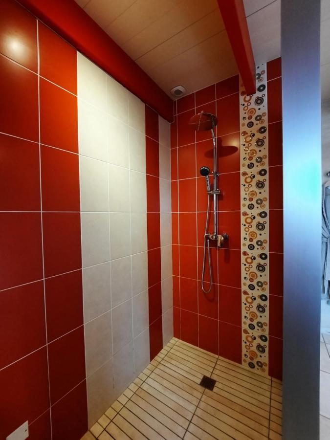 L'Echappee Tremoussante Bed & Breakfast Saint-Barthelemy-de-Vals Ngoại thất bức ảnh